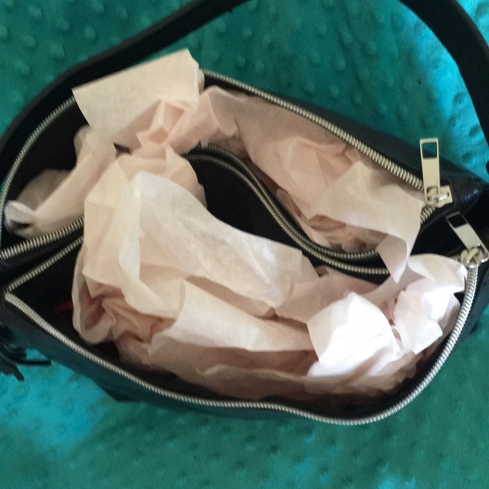 Purse - Picture 3 of 3
